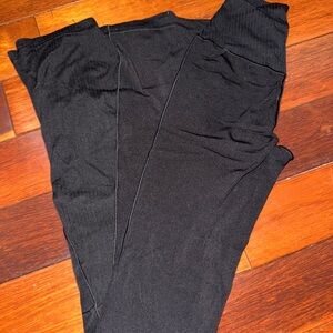 Aerie Black CrossoverFlareLeggings